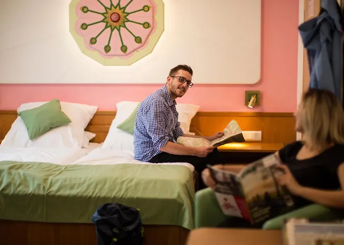 兰德加斯霍夫鲁珀酒店